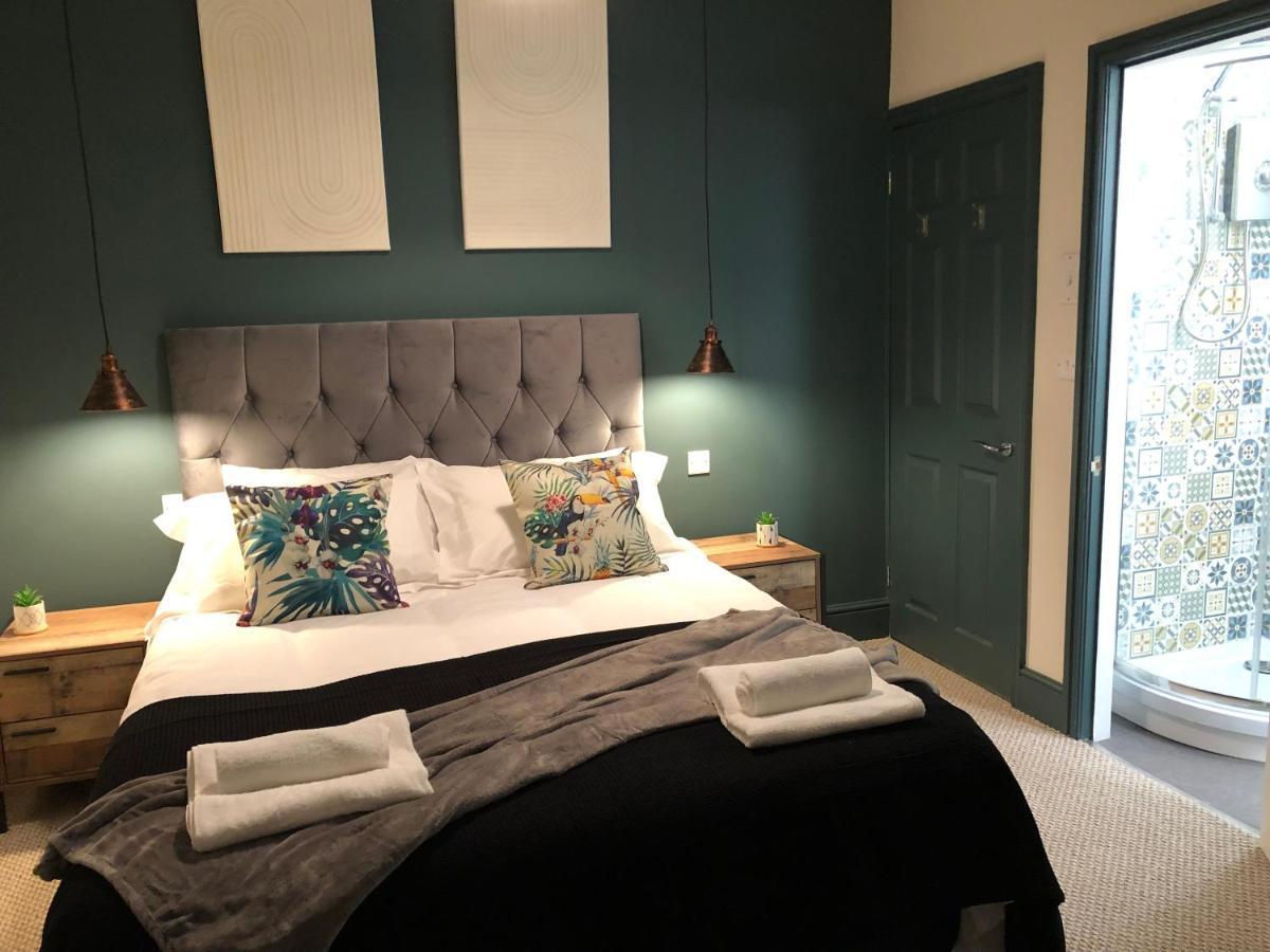 Snowdon House, 8 Bedrooms, Sleep 16, Close To Blackrock Sand Porthmadog Eksteriør billede