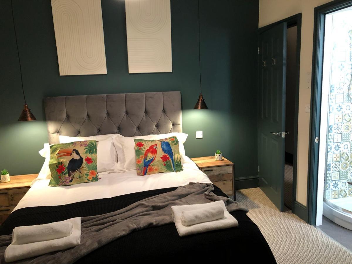 Snowdon House, 8 Bedrooms, Sleep 16, Close To Blackrock Sand Porthmadog Eksteriør billede