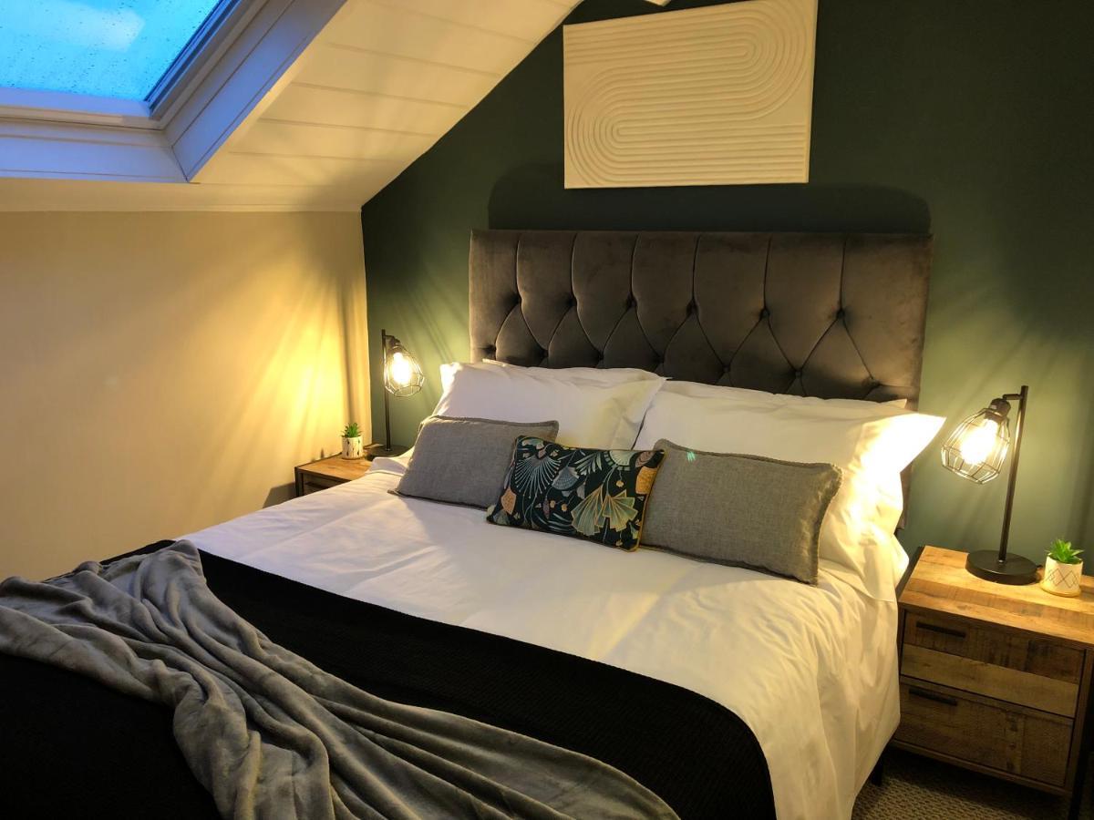 Snowdon House, 8 Bedrooms, Sleep 16, Close To Blackrock Sand Porthmadog Eksteriør billede